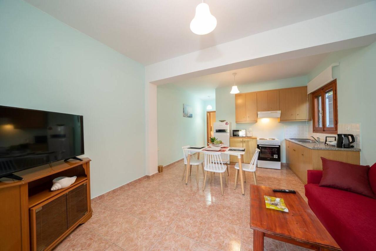 Afroditi Holiday Home - Blue Apartment Svoronata Dış mekan fotoğraf