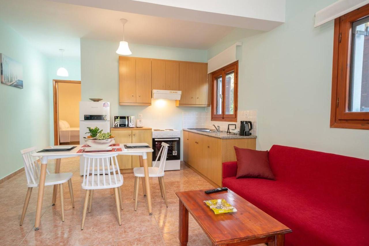 Afroditi Holiday Home - Blue Apartment Svoronata Dış mekan fotoğraf